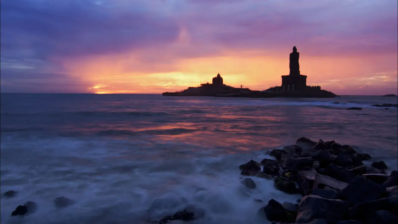 Thiruvalluvar Statue