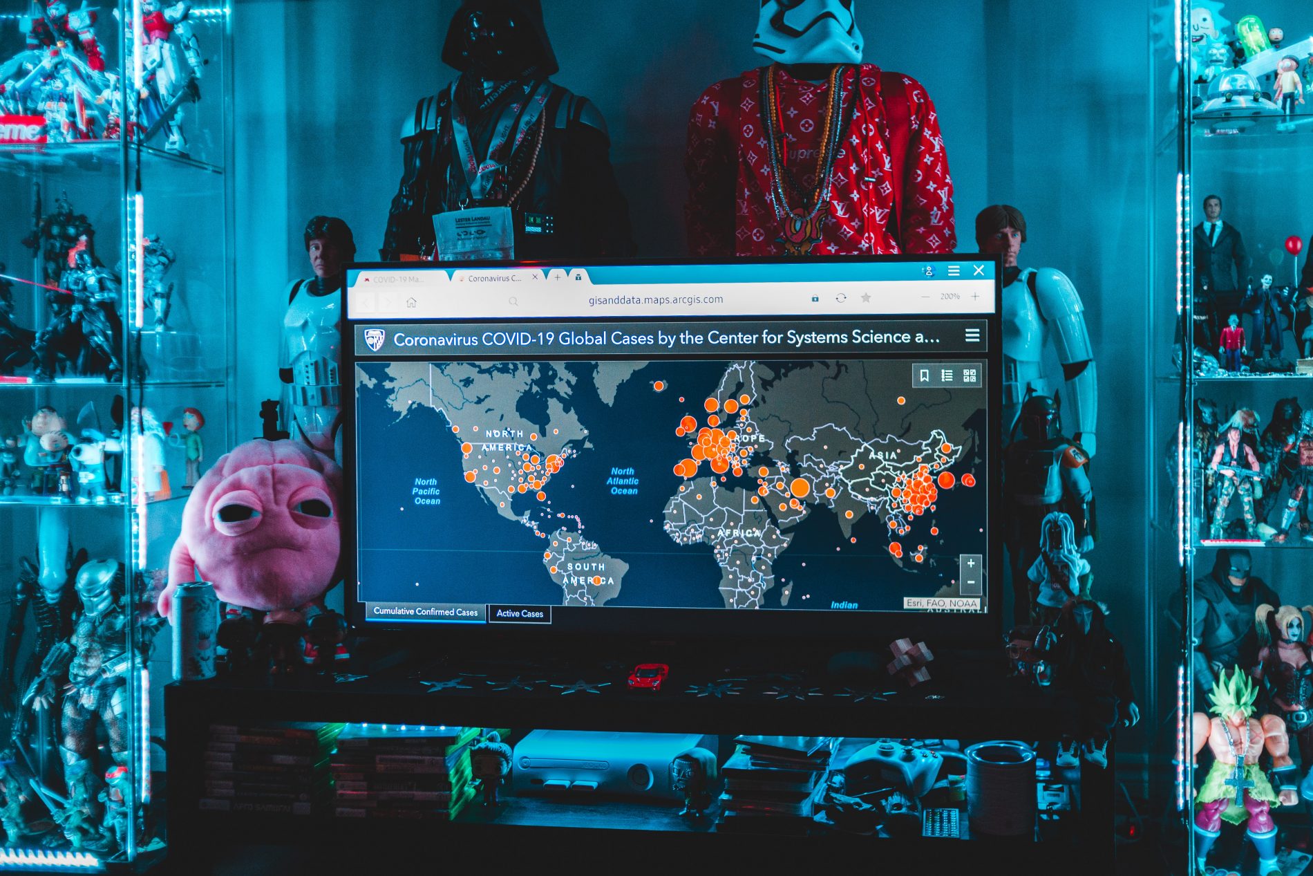 Lessons from countering the corona-virus for war and violence:  Containment, Common Security and Cooperation