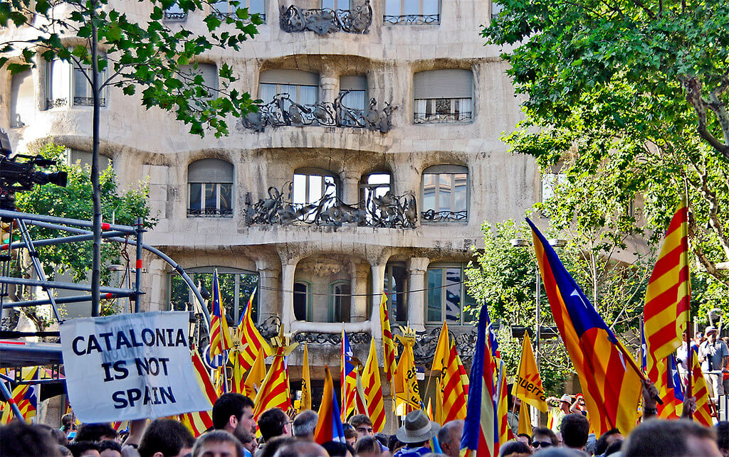 Understanding the Catalonian Crisis through the Relative Deprivation theory